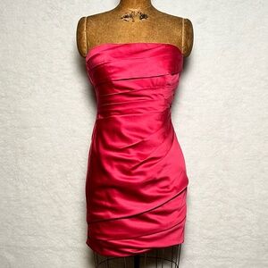 David's Bridal fuchsia strapless bridesmaid dress - size 6